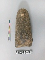 藏品(磨製石斧)的圖片